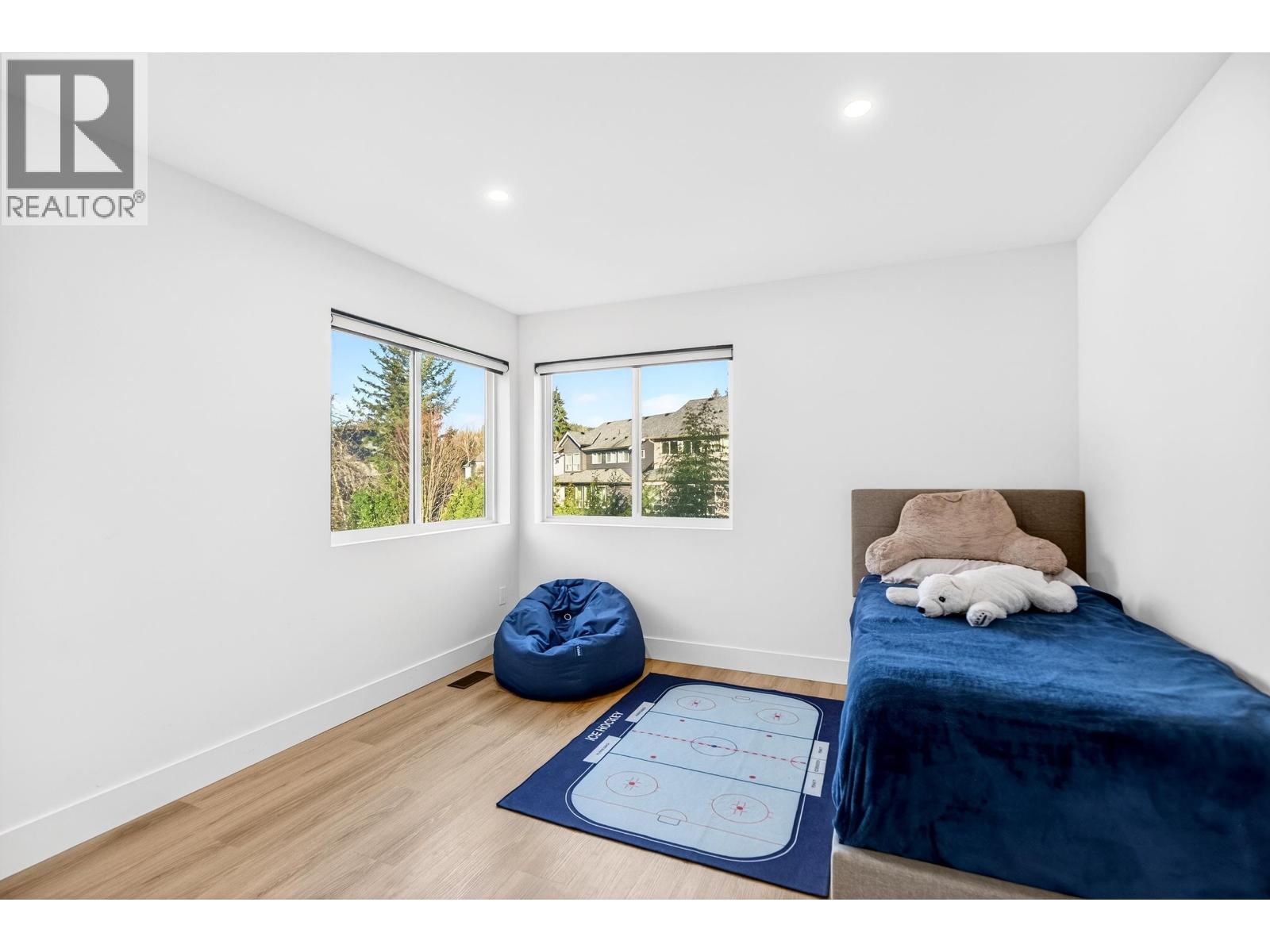 24025 Fern Crescent, Maple Ridge, British Columbia  V4R 2S1 - Photo 20 - R3098697