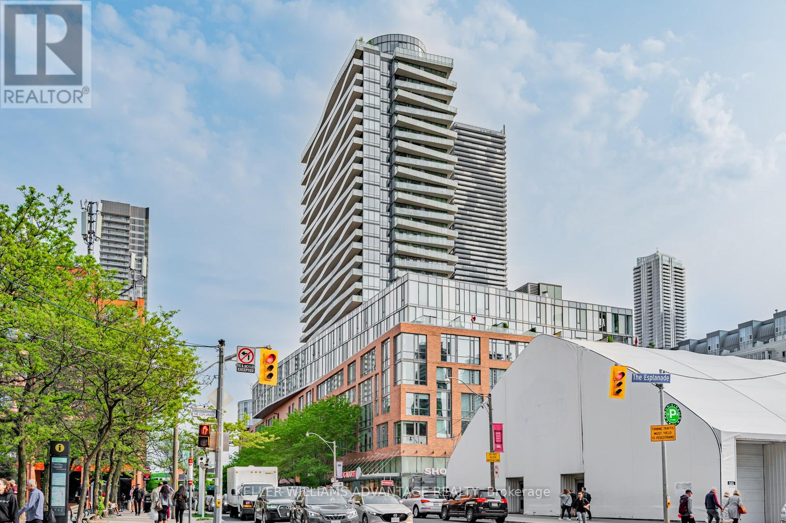 708 - 1 Market Street, Toronto, Ontario  M5R 2E2 - Photo 1 - C12872218