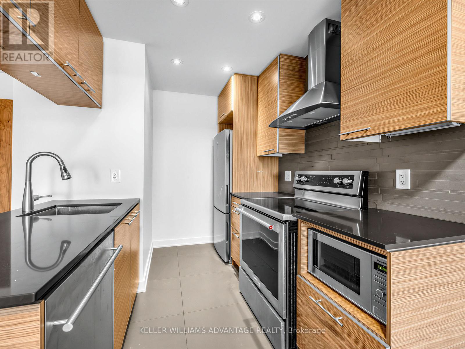 708 - 1 Market Street, Toronto, Ontario  M5R 2E2 - Photo 21 - C12872218