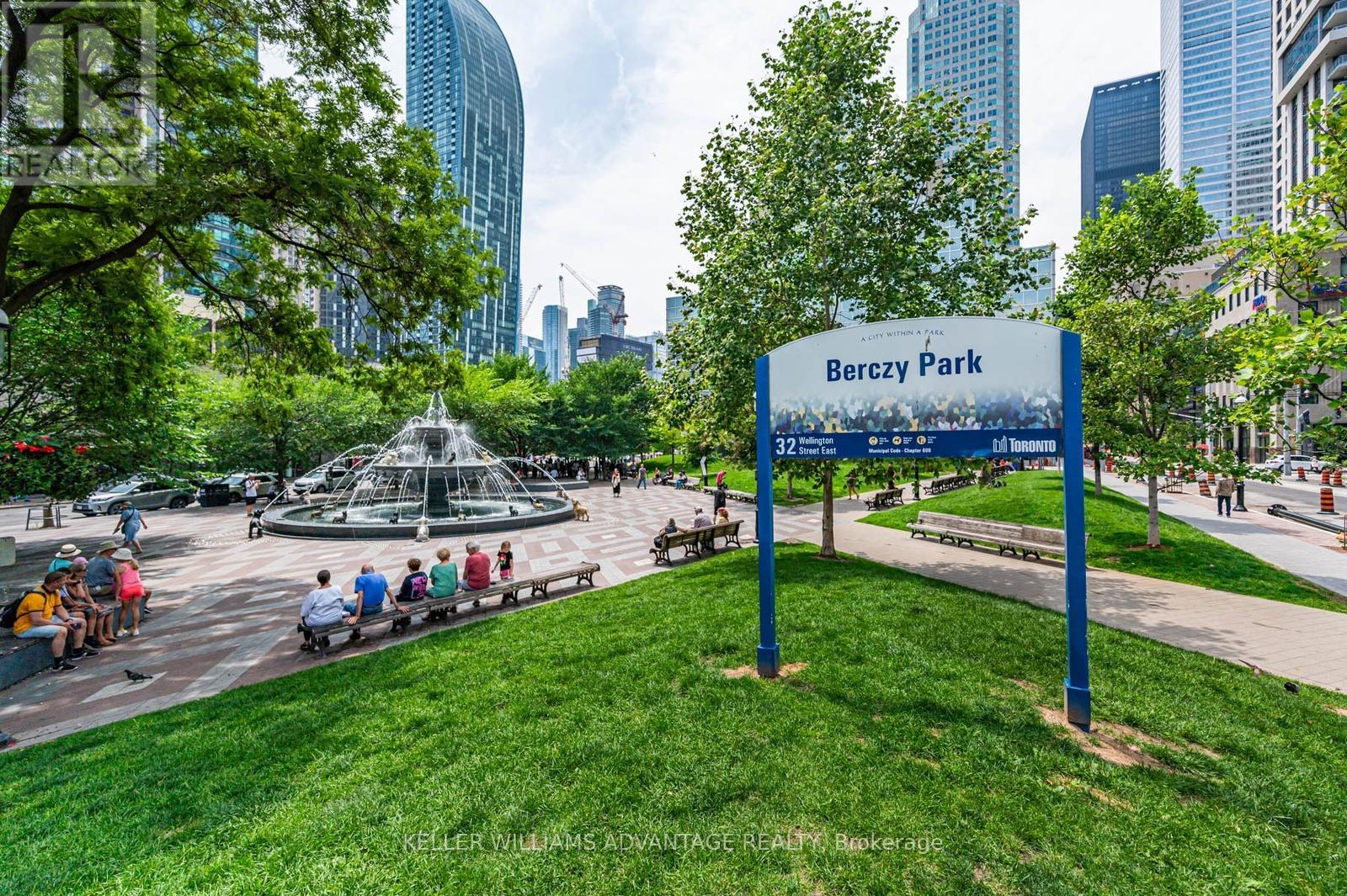 708 - 1 Market Street, Toronto, Ontario  M5R 2E2 - Photo 38 - C12872218