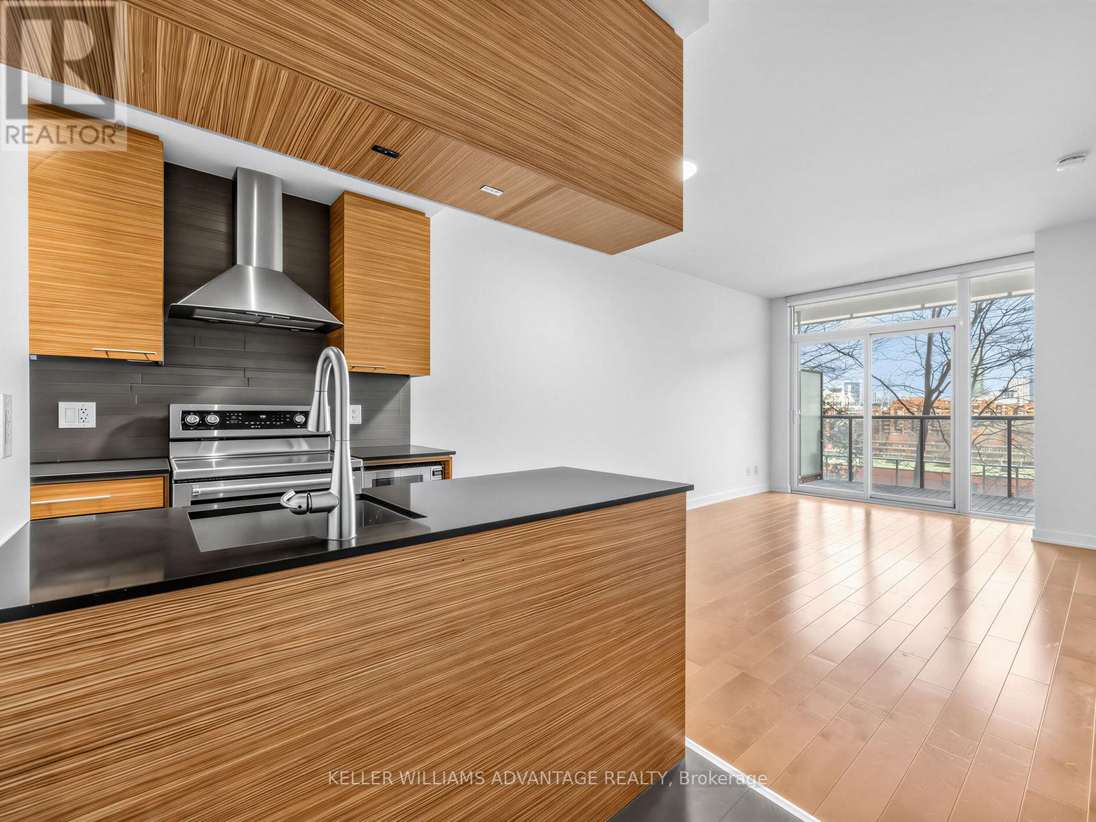 708 - 1 Market Street, Toronto, Ontario  M5R 2E2 - Photo 5 - C12872218