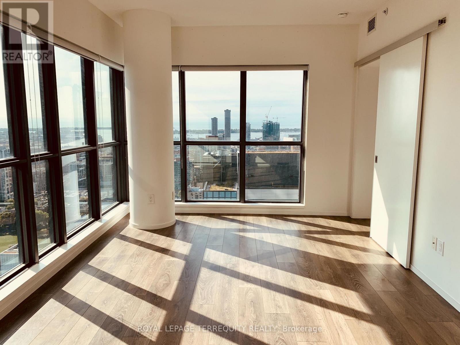 3405 - 159 Dundas Street E, Toronto, Ontario  M5B 0A9 - Photo 3 - C12872246