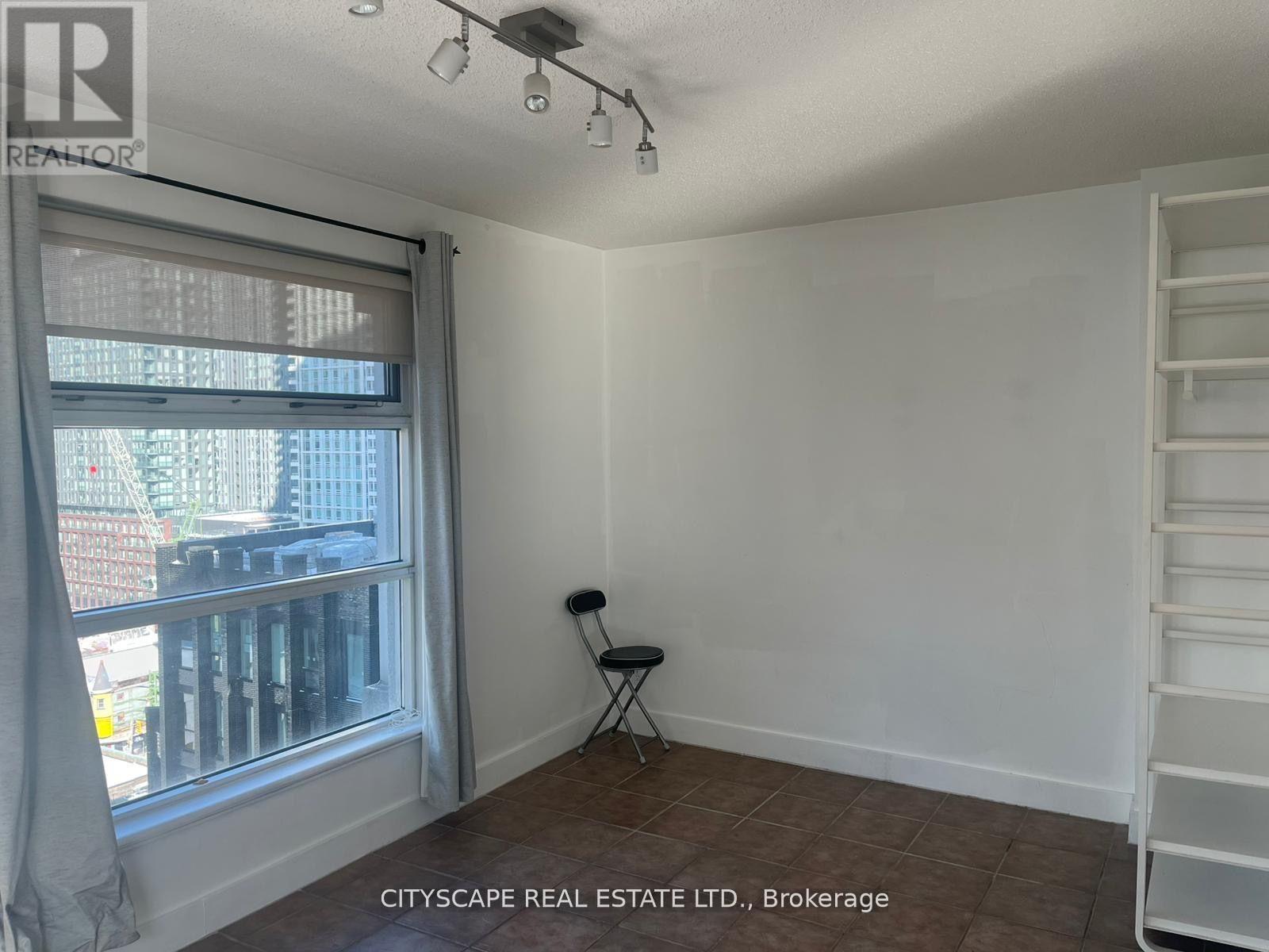 2005 - 50 Lombard Street, Toronto, Ontario  M5C 2X4 - Photo 18 - C12872288