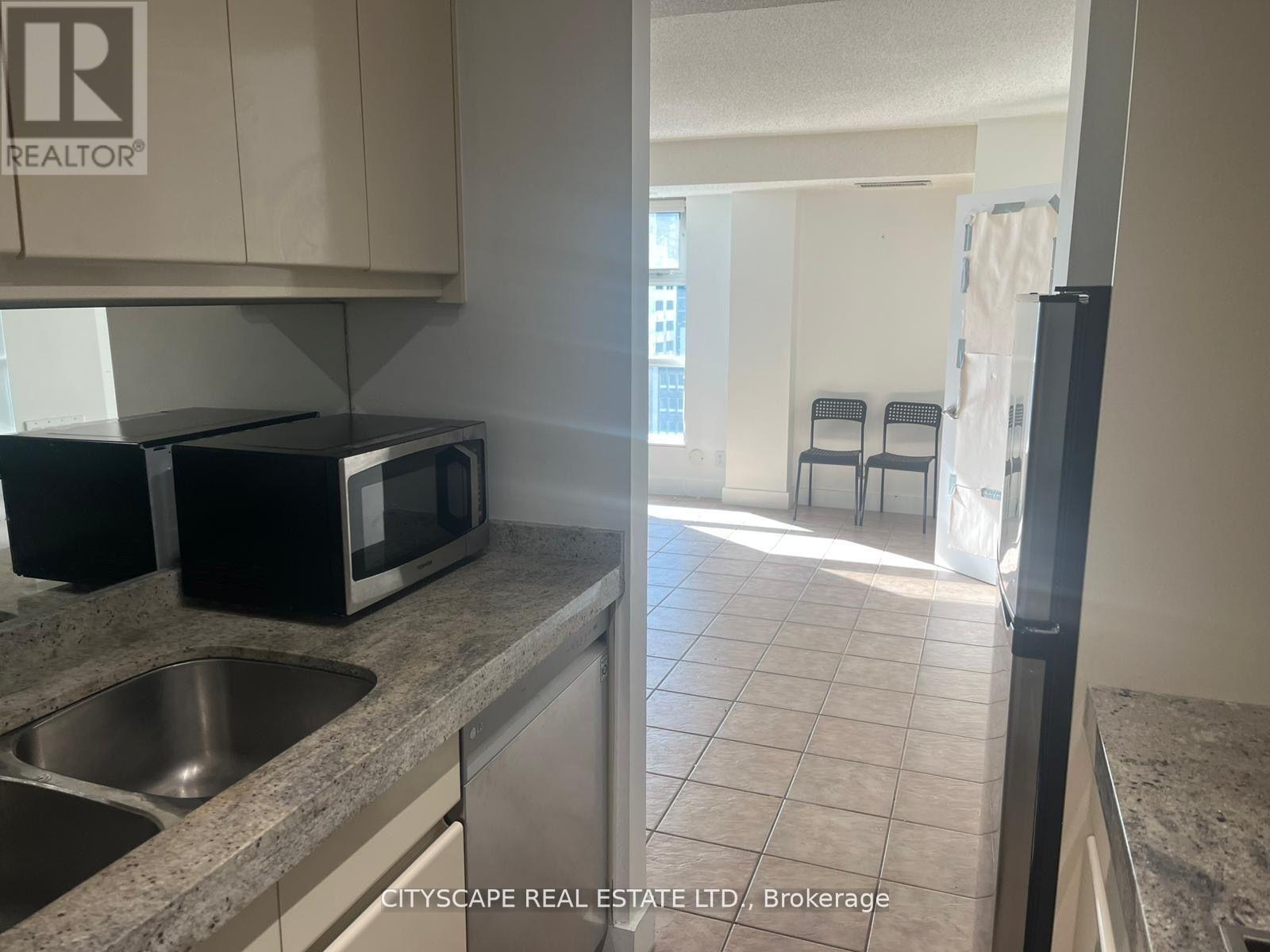 2005 - 50 Lombard Street, Toronto, Ontario  M5C 2X4 - Photo 20 - C12872288