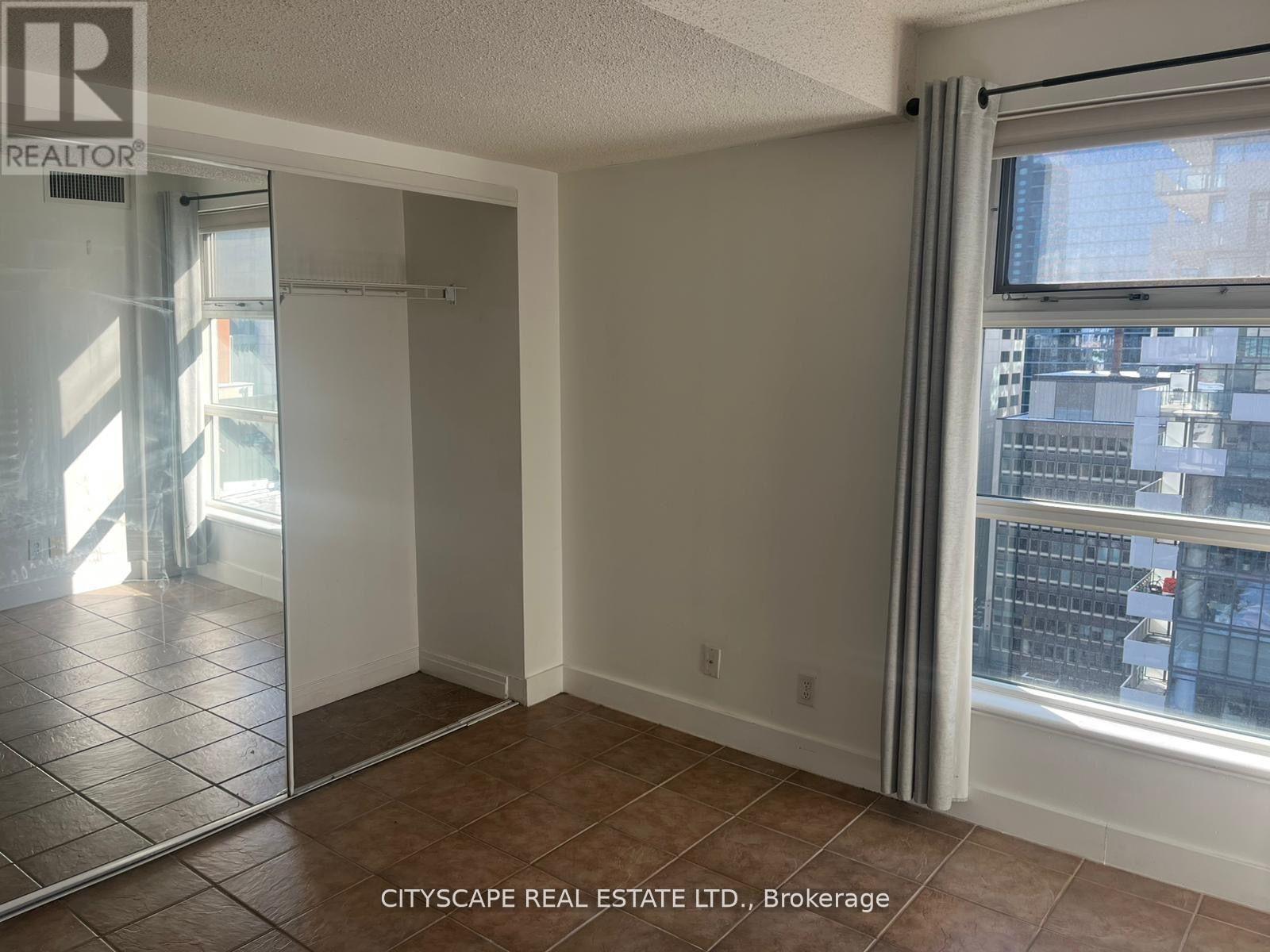 2005 - 50 Lombard Street, Toronto, Ontario  M5C 2X4 - Photo 21 - C12872288