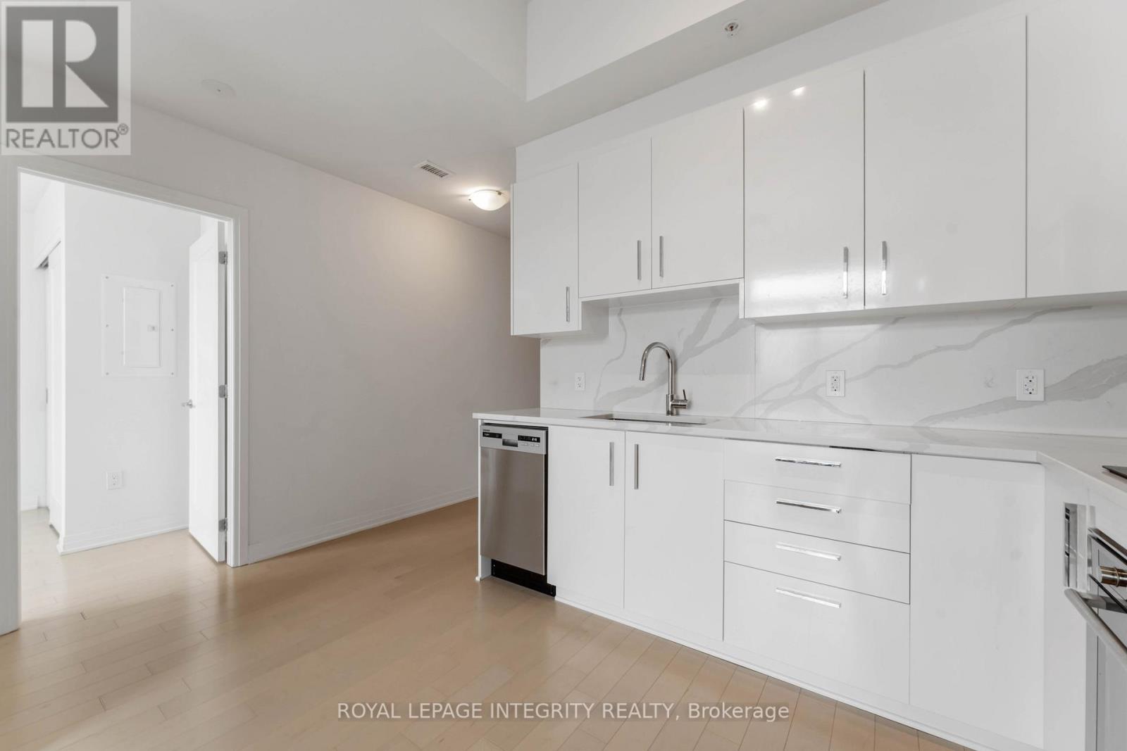 1008 - 805 Carling Avenue, Ottawa, Ontario  K1S 5W9 - Photo 8 - X12872250