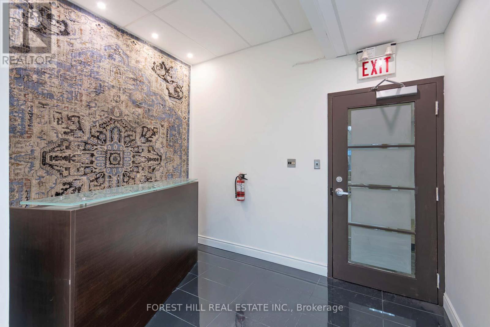 200 - 23 Lesmill Road, Toronto, Ontario  M3B 3P6 - Photo 33 - C12872222