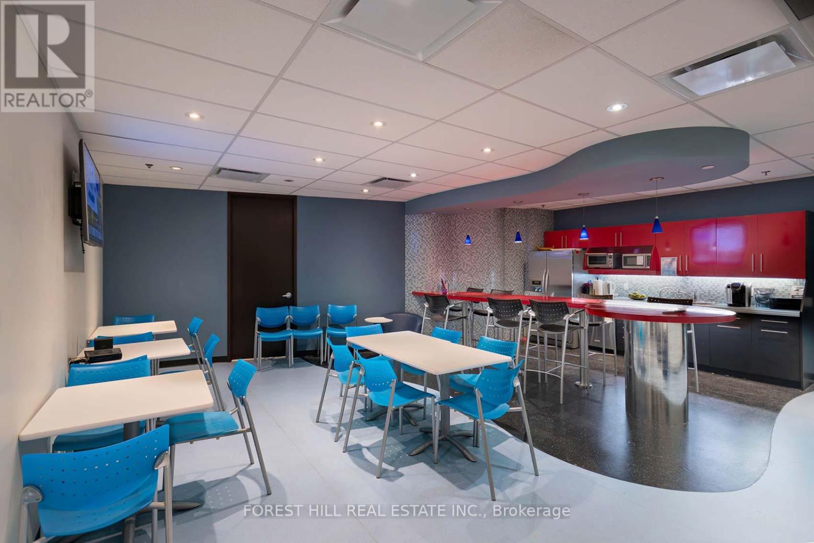 200 - 23 Lesmill Road, Toronto, Ontario  M3B 3P6 - Photo 28 - C12872222