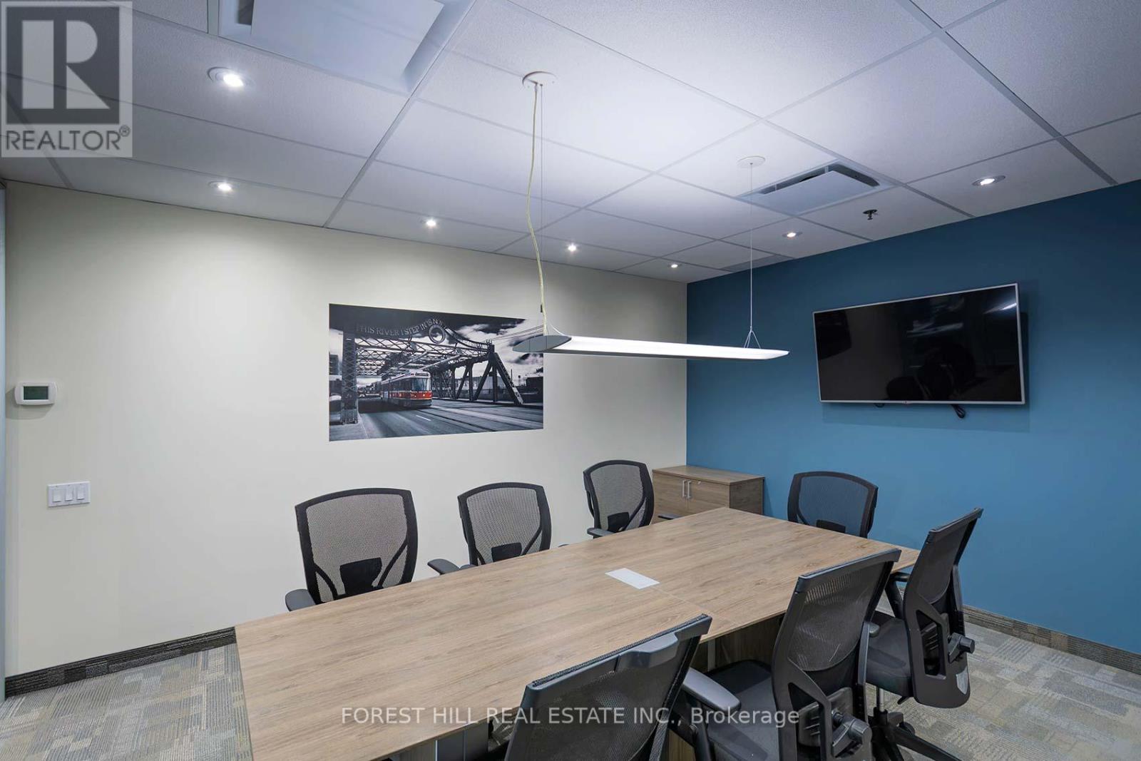 200 - 23 Lesmill Road, Toronto, Ontario  M3B 3P6 - Photo 31 - C12872222