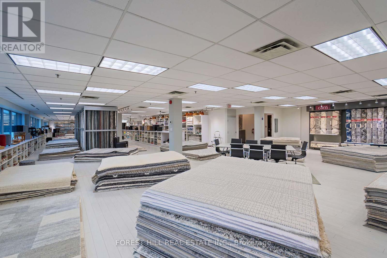 200 - 23 Lesmill Road, Toronto, Ontario  M3B 3P6 - Photo 39 - C12872222