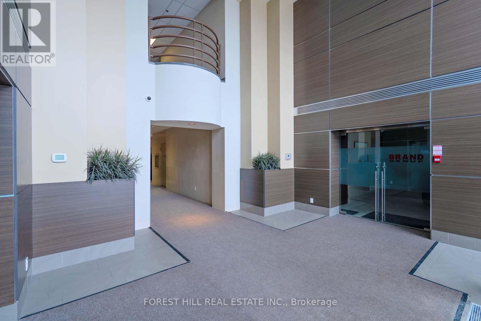 200 - 23 Lesmill Road, Toronto, Ontario  M3B 3P6 - Photo 4 - C12872222