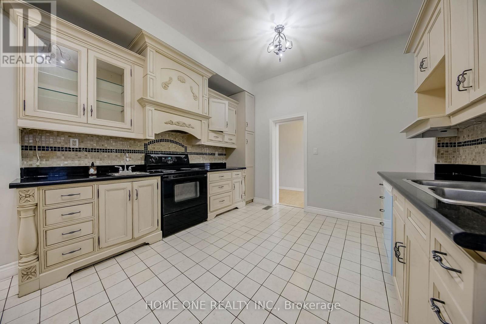 13 Simpson Avenue, Toronto, Ontario  M4K 1A1 - Photo 20 - E12853236