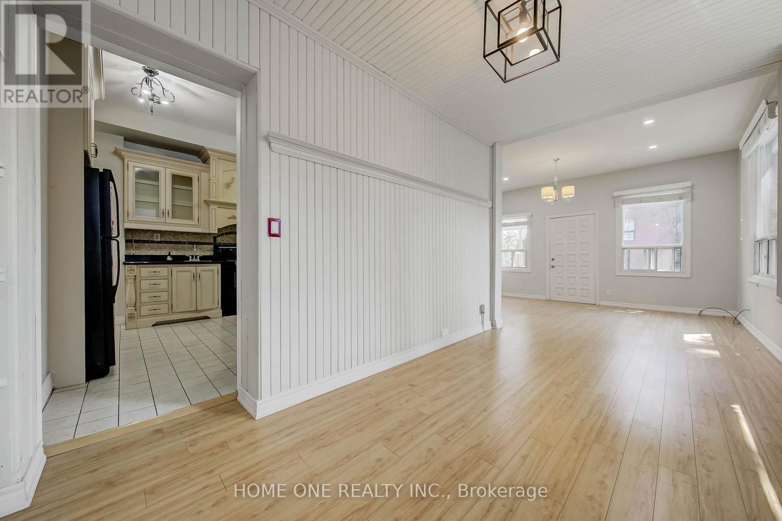 13 Simpson Avenue, Toronto, Ontario  M4K 1A1 - Photo 13 - E12853236