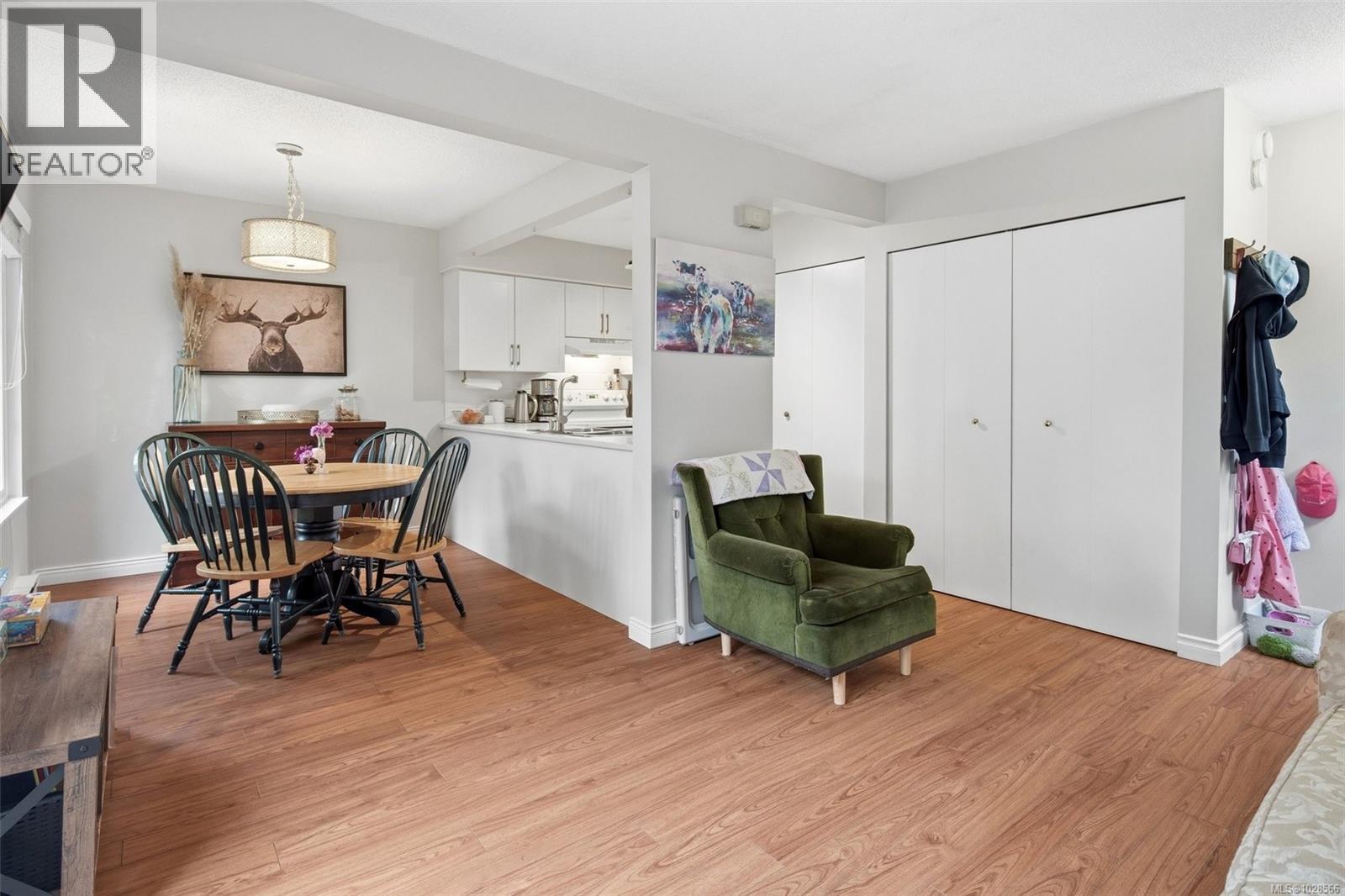 587 Crossandra Cres, Saanich, British Columbia  V8Z 6G4 - Photo 10 - 1028566