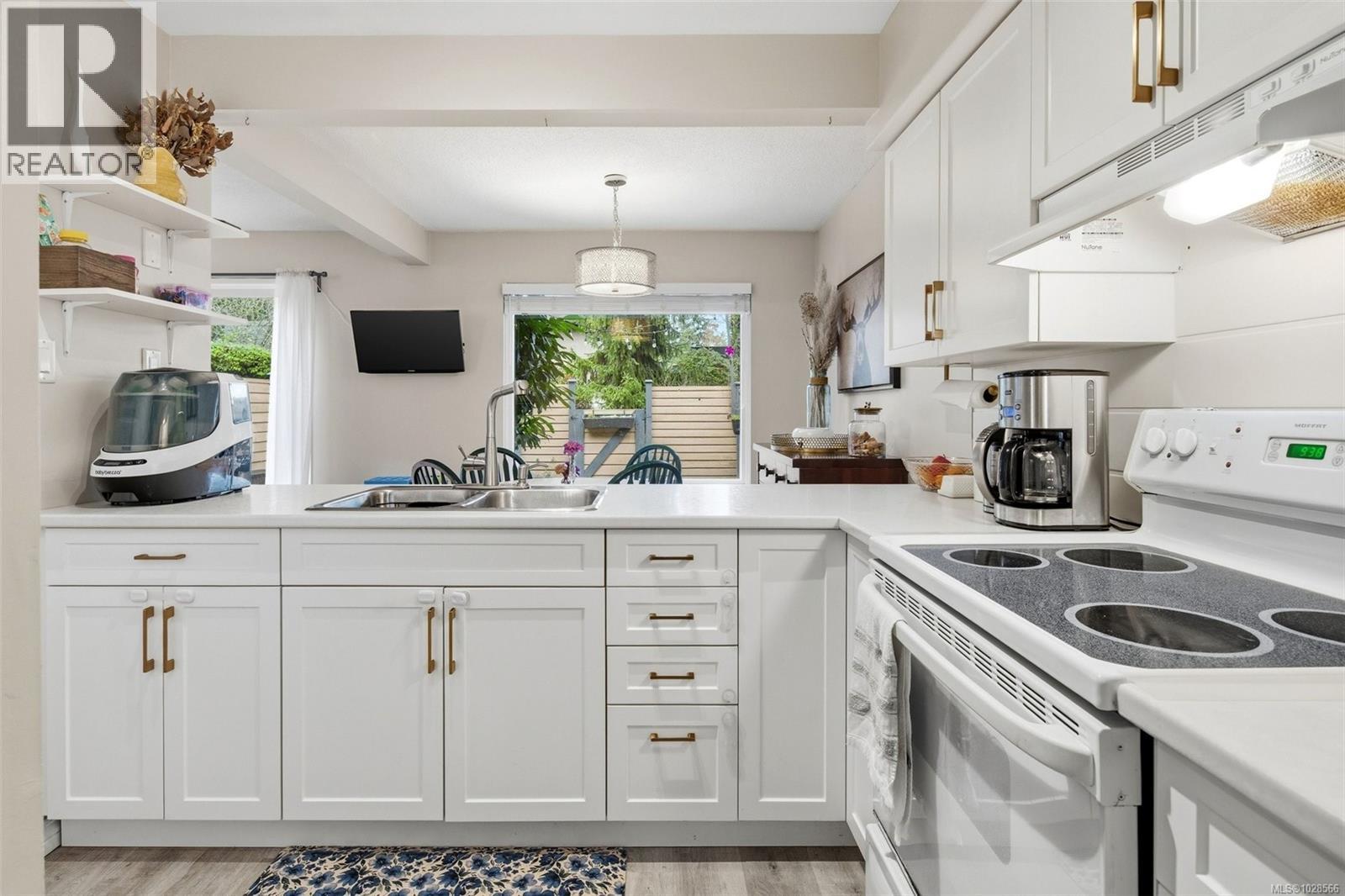 587 Crossandra Cres, Saanich, British Columbia  V8Z 6G4 - Photo 14 - 1028566