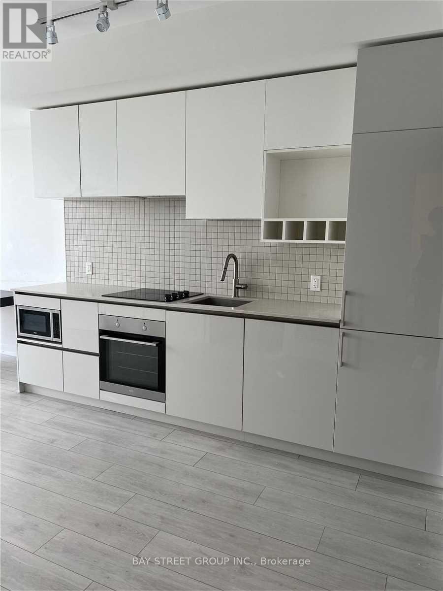 3106 - 5 Buttermill Avenue, Vaughan, Ontario  L4K 0J5 - Photo 4 - N12872190