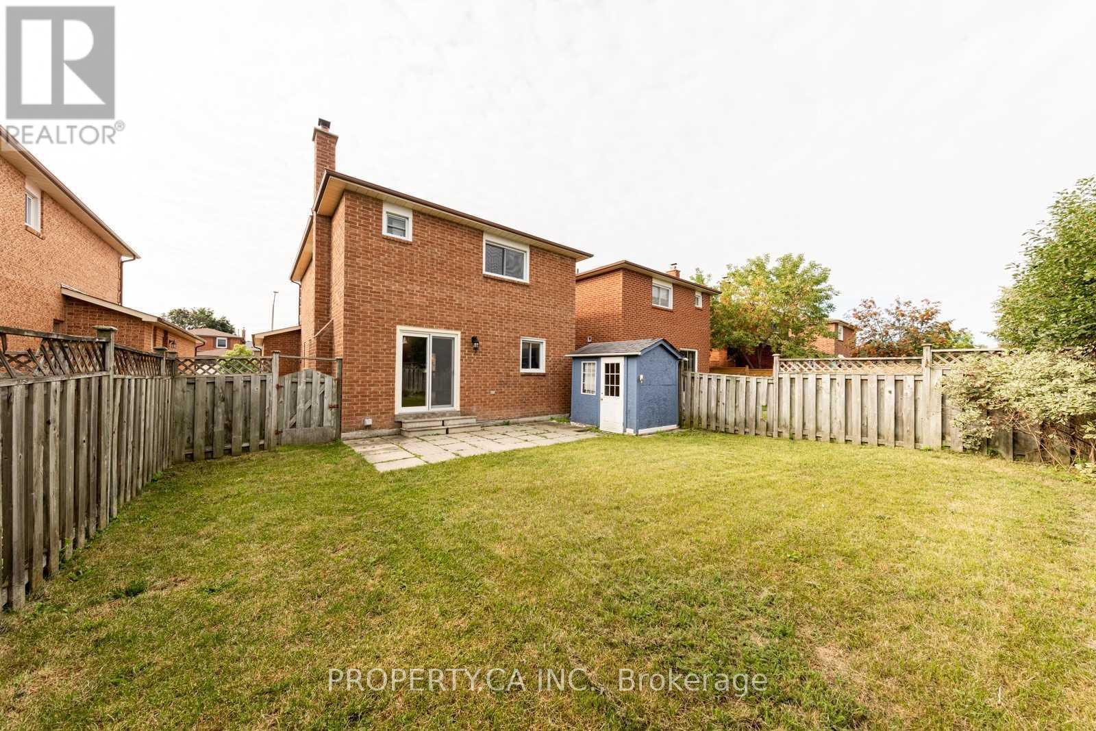 37 Bendamere Crescent, Markham, Ontario  L3P 6Y1 - Photo 4 - N12872272