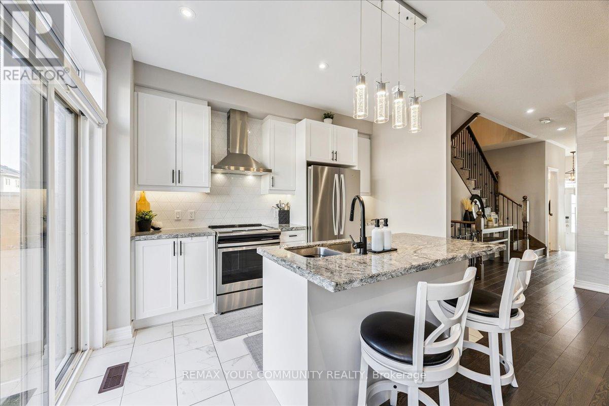 36 Clifford Crescent, New Tecumseth (Tottenham), Ontario  L0G 1W0 - Photo 12 - N12872298