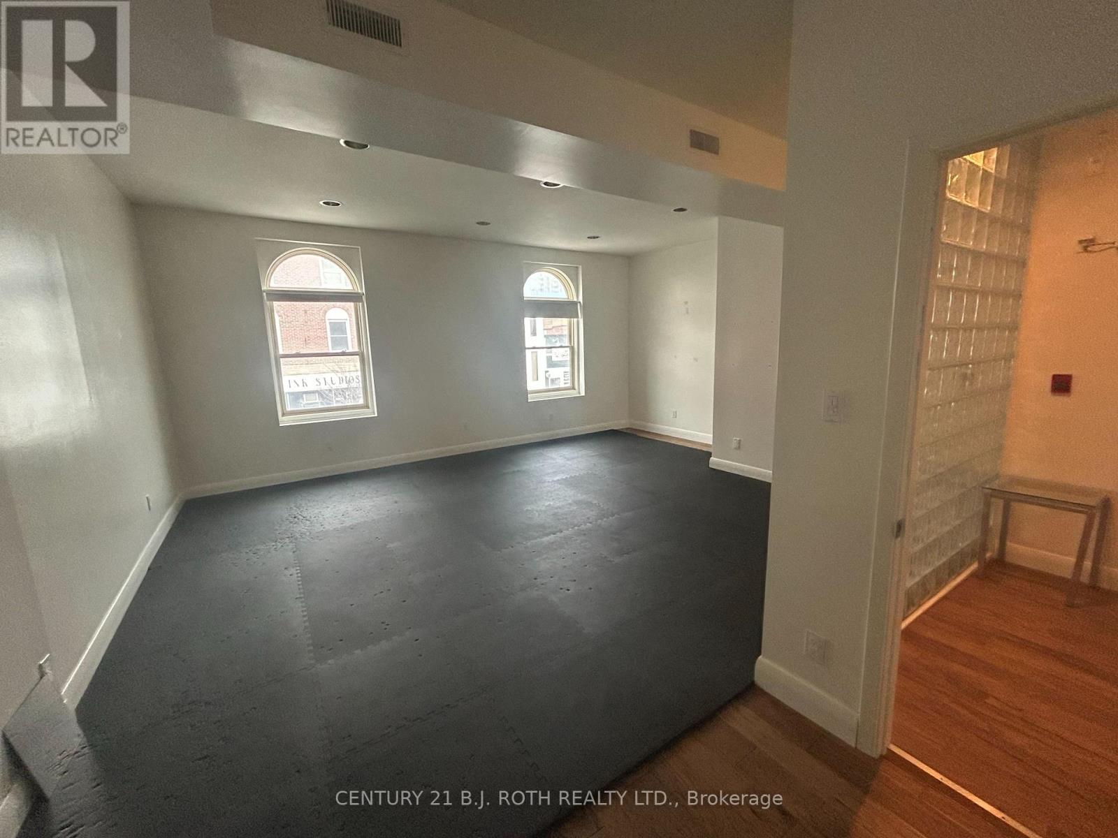 Level 3b - 119 Dunlop Street E, Barrie (City Centre), Ontario  L4M 1A6 - Photo 10 - S12872234