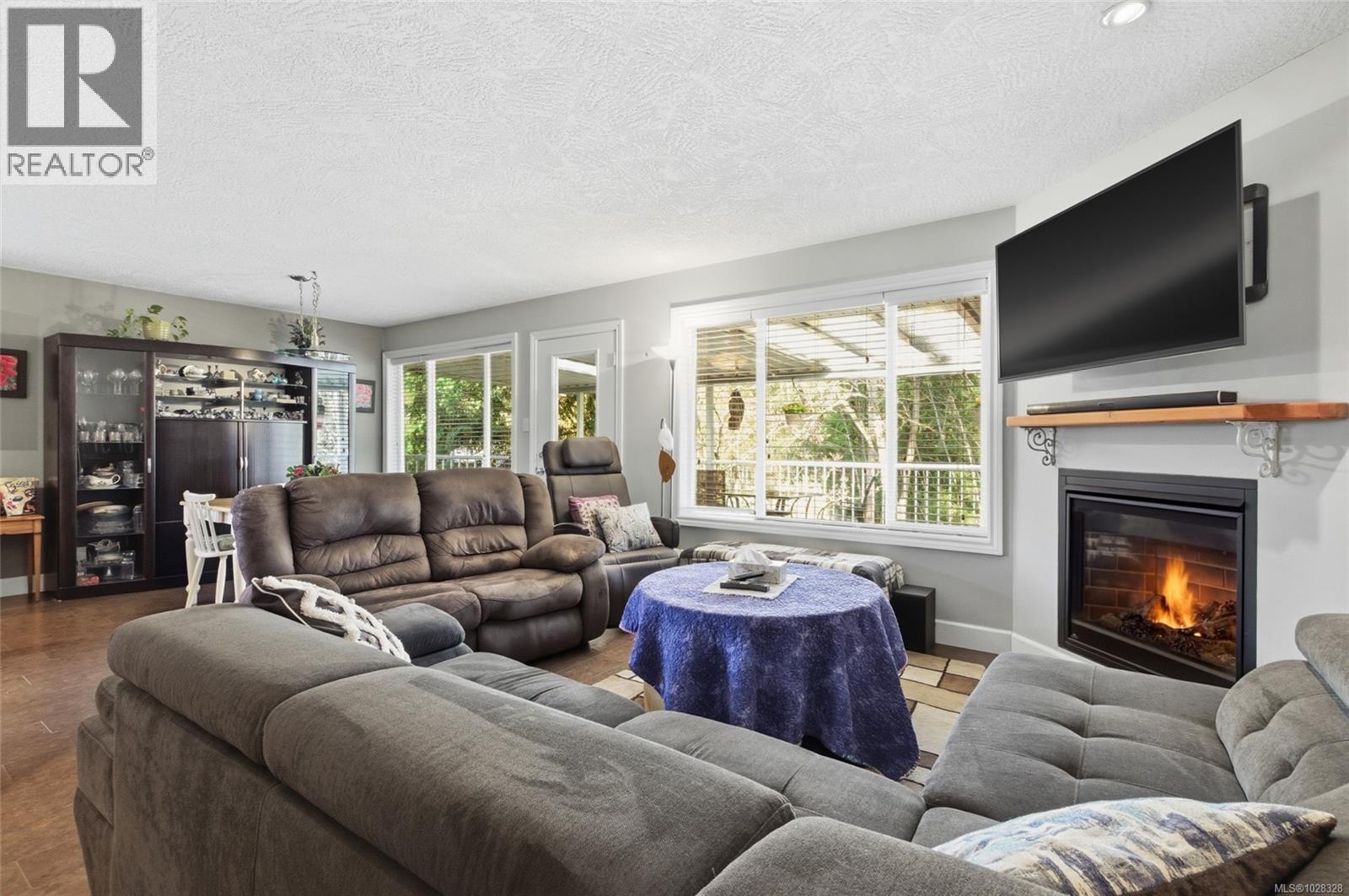 5524 Avro Way, Nanaimo, British Columbia  V9T 4Z3 - Photo 2 - 1028328