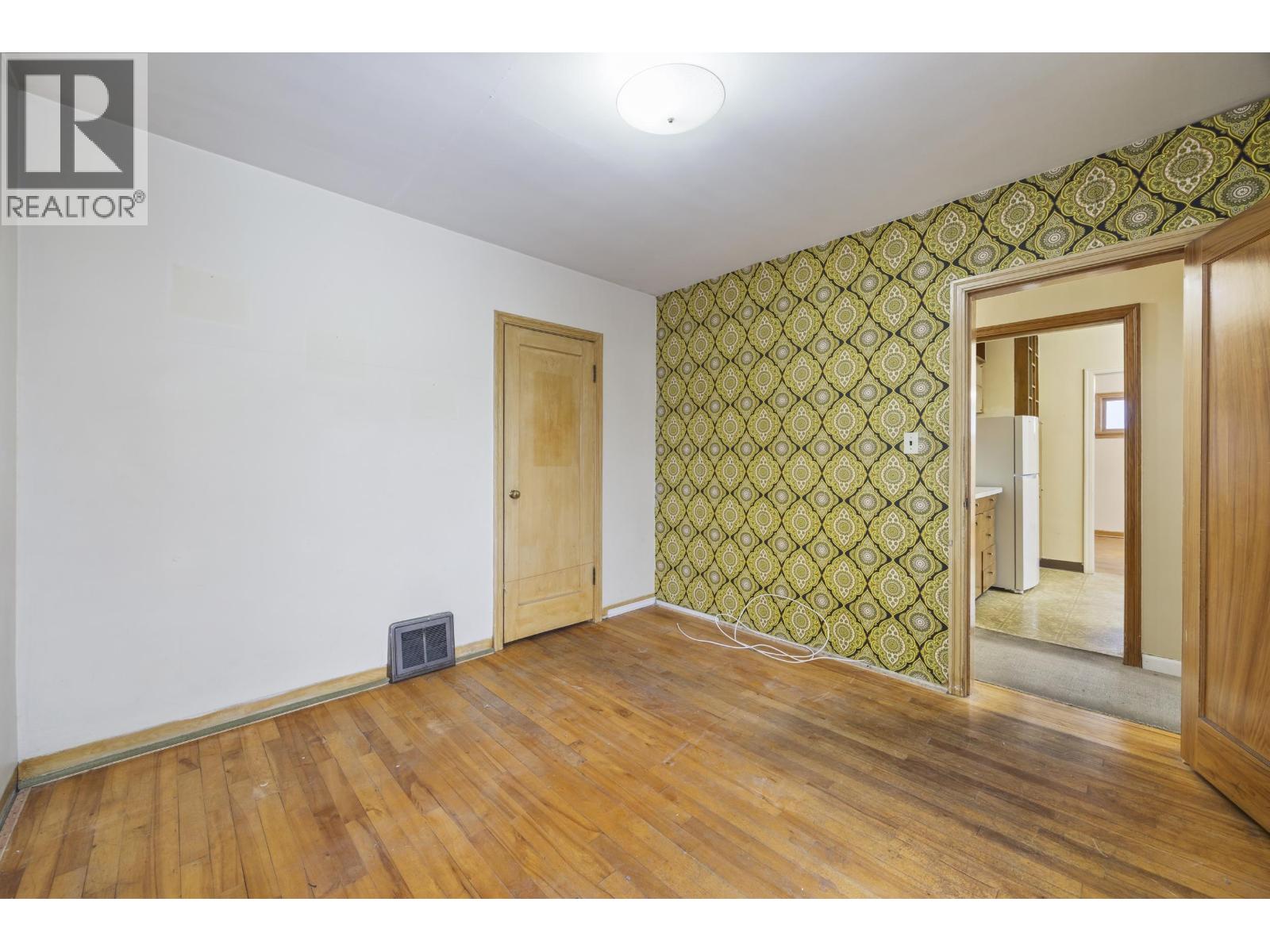 7917 18th Avenue, Burnaby, British Columbia  V3N 1J7 - Photo 18 - R3097424