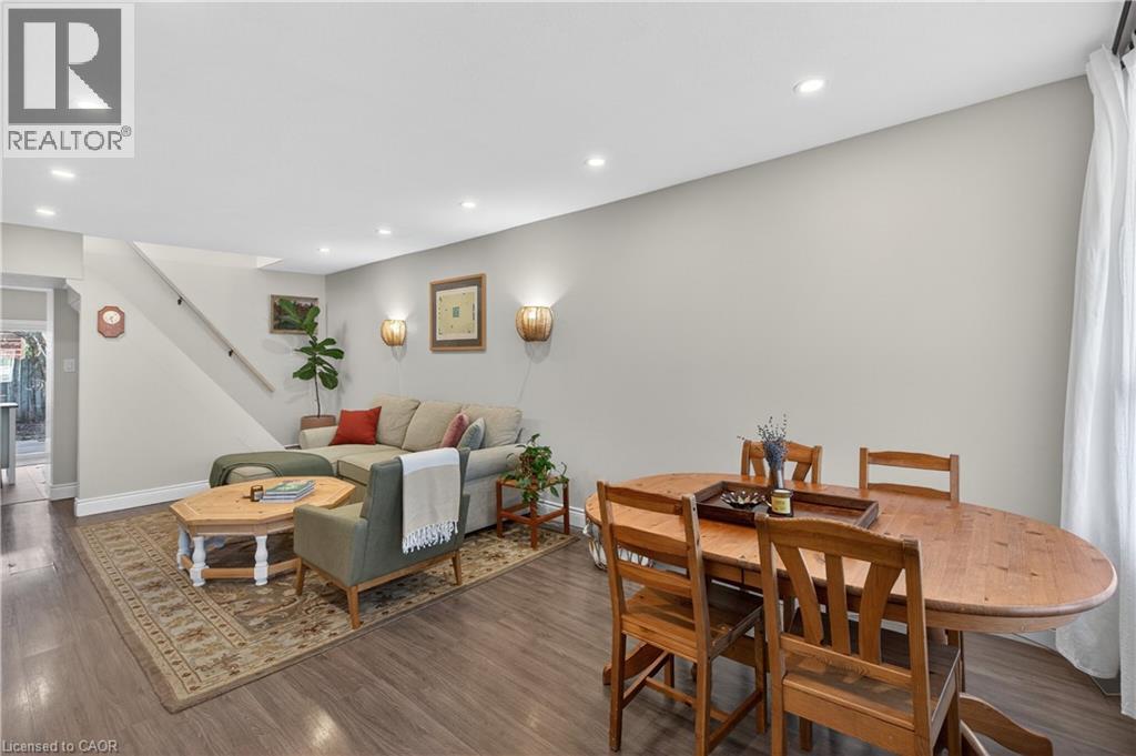 262 Britannia Avenue, Hamilton, Ontario  L8H 1X8 - Photo 5 - 40811360