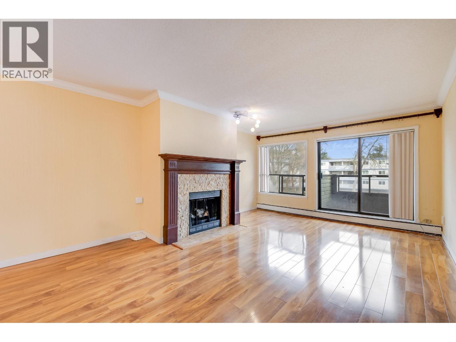 210 8600 Ackroyd Road, Richmond, British Columbia  V6X 3G1 - Photo 2 - R3097938