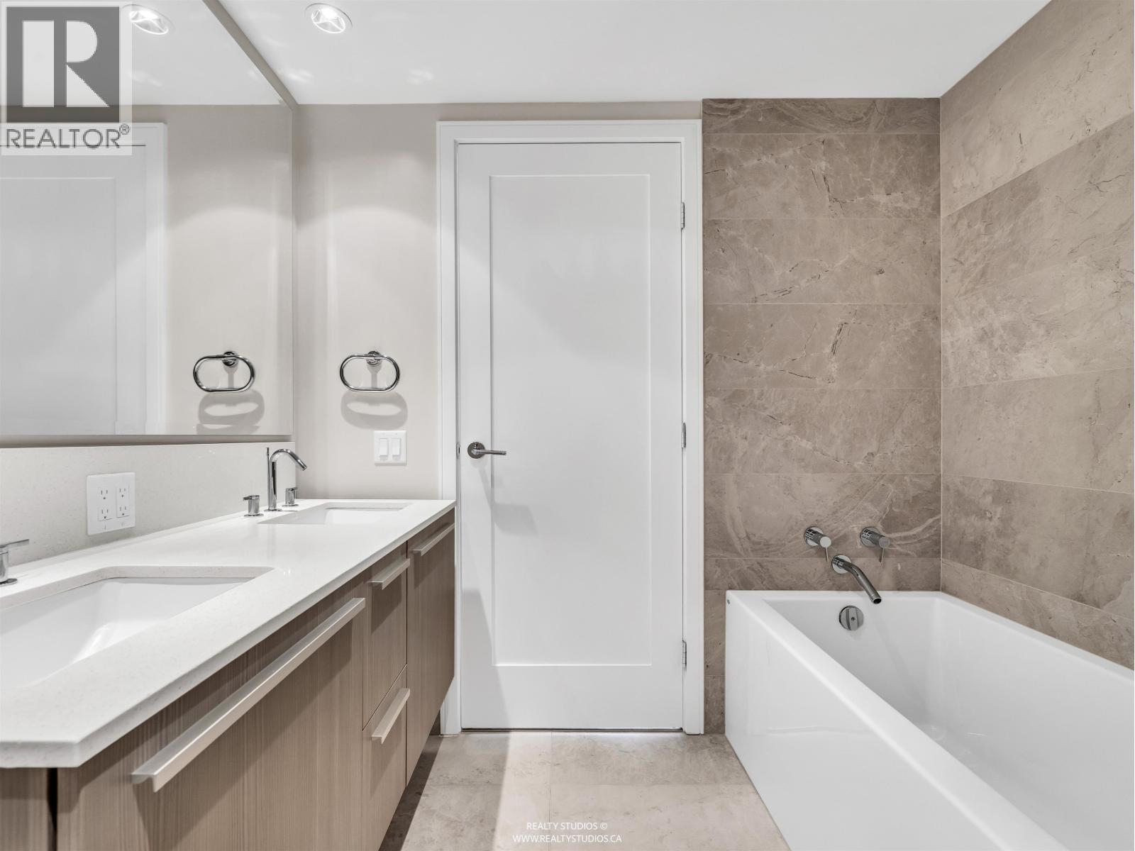 905 1221 Bidwell Street, Vancouver, British Columbia  V6G 0B1 - Photo 11 - R3098676