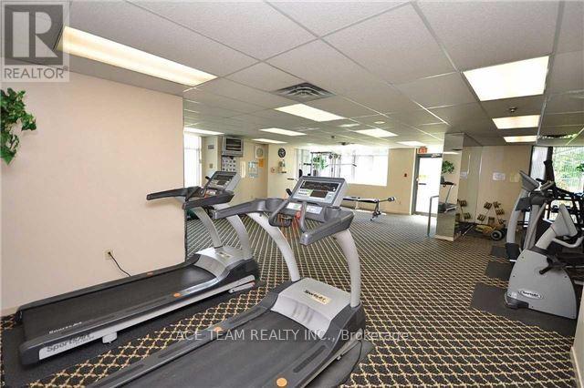 1514 - 300 Webb Drive, Mississauga, Ontario  L5B 3W3 - Photo 15 - W12872166