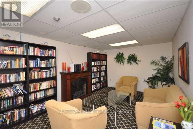 1514 - 300 Webb Drive, Mississauga, Ontario  L5B 3W3 - Photo 16 - W12872166