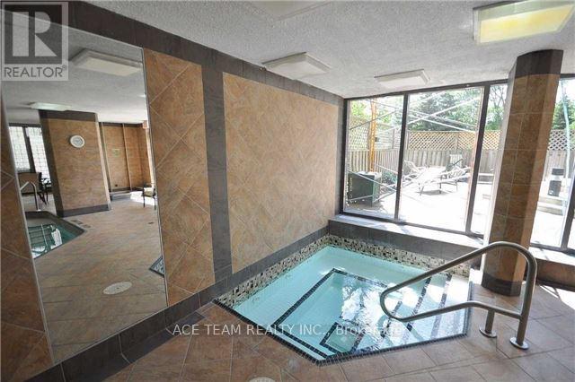 1514 - 300 Webb Drive, Mississauga, Ontario  L5B 3W3 - Photo 21 - W12872166