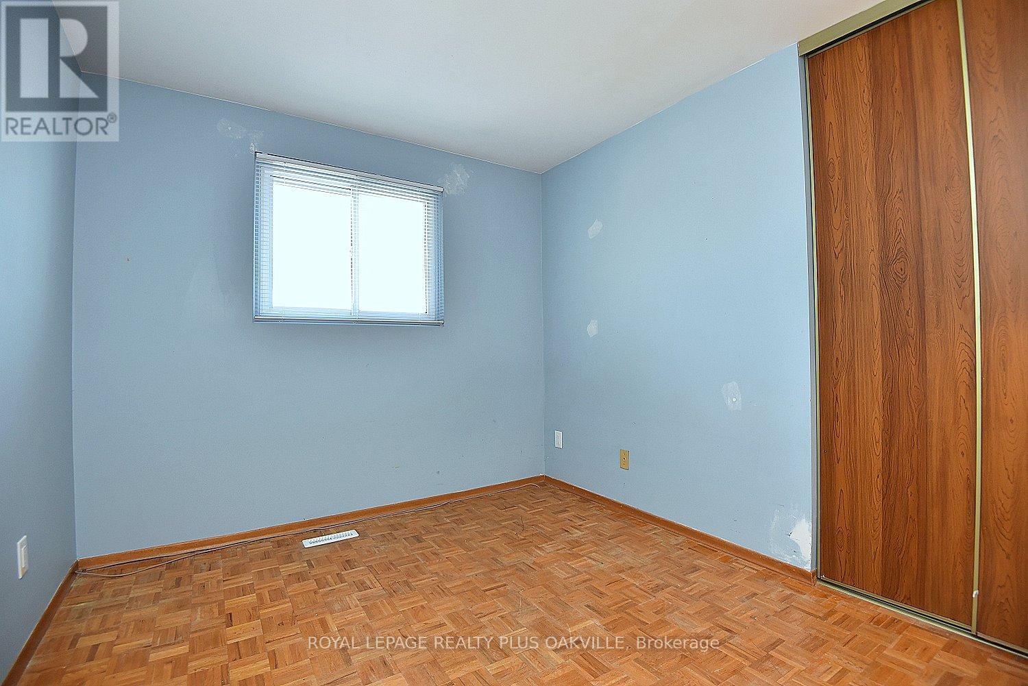 56 Greenbriar Road, Brampton, Ontario  L6S 2A3 - Photo 21 - W12872224