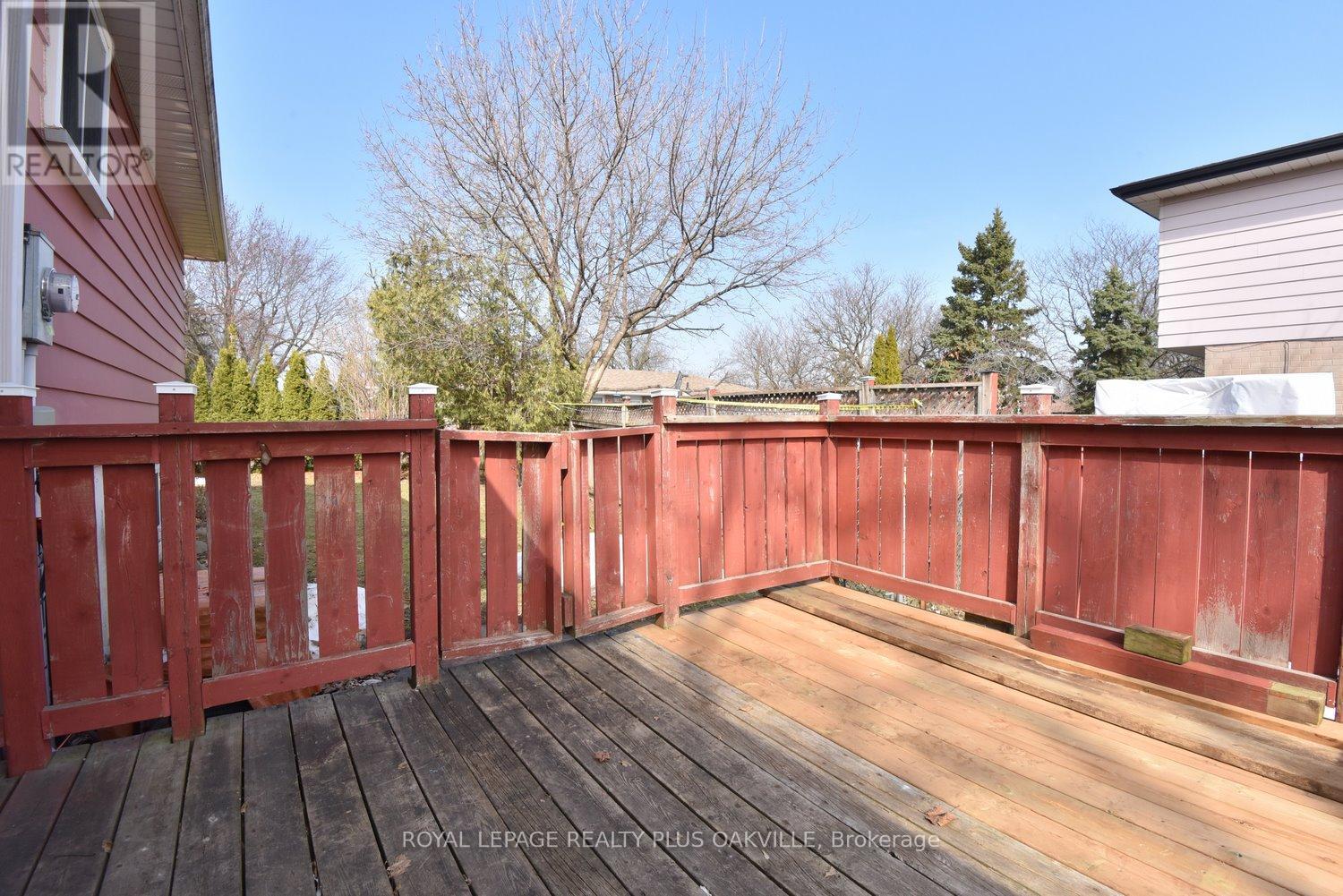 56 Greenbriar Road, Brampton, Ontario  L6S 2A3 - Photo 31 - W12872224