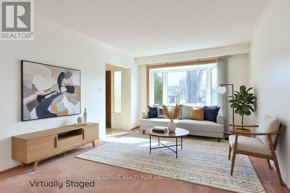 56 Greenbriar Road, Brampton, Ontario  L6S 2A3 - Photo 6 - W12872224