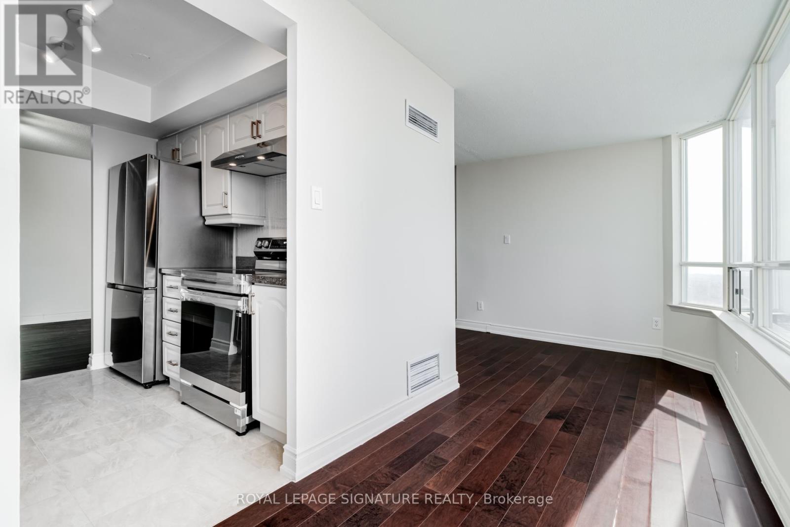 2009 - 550 Webb Drive, Mississauga, Ontario  L5B 3Y4 - Photo 13 - W12872260