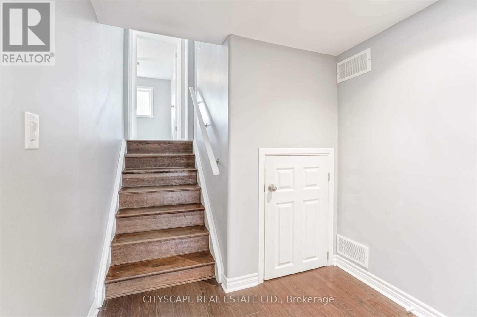 Bsmt - 1166 Shadeland Drive, Mississauga, Ontario  L5C 1P3 - Photo 9 - W12872282