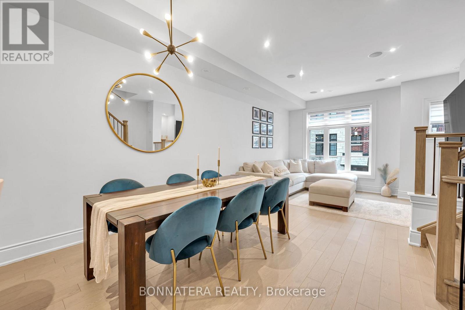 81 - 15 Lunar Crescent, Mississauga, Ontario  L5M 2R6 - Photo 5 - W12872286