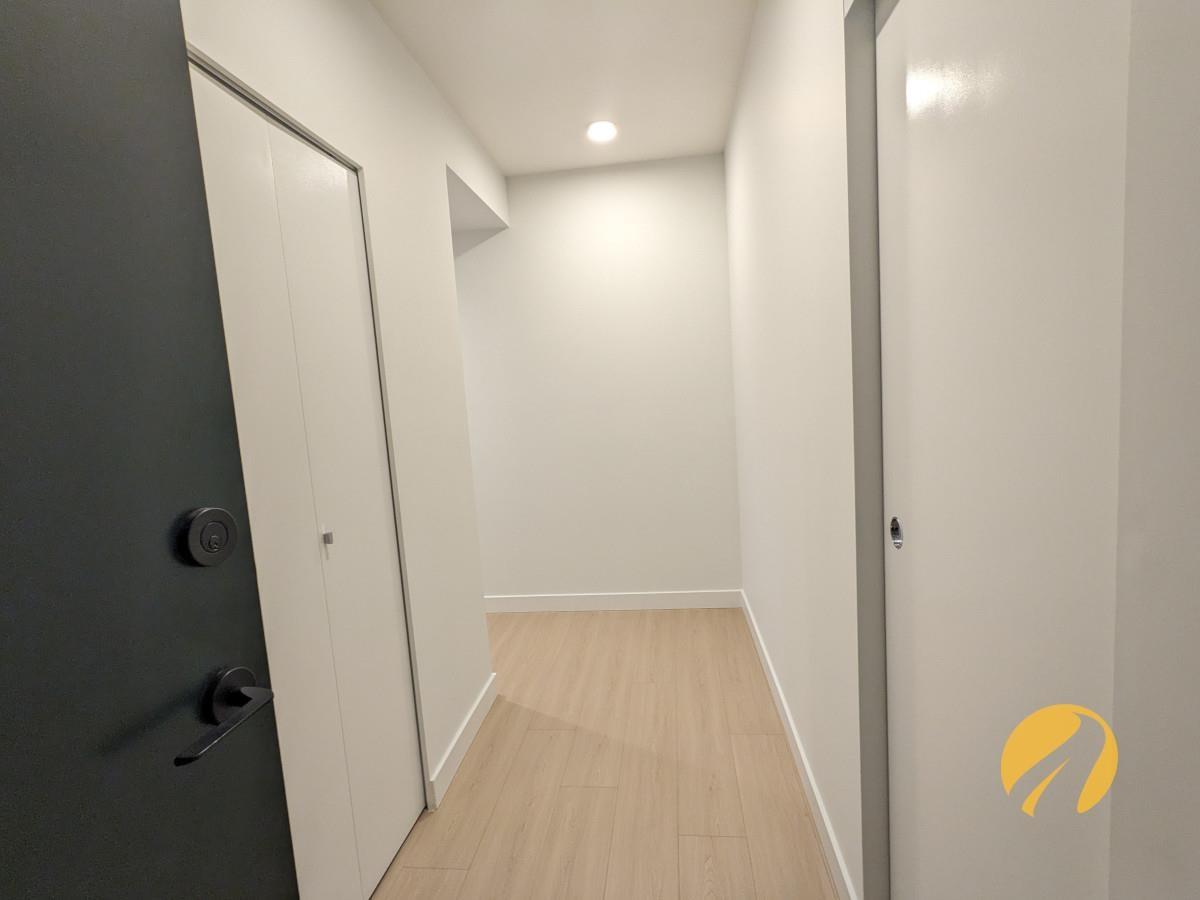 510 13745 George Junction, Surrey, British Columbia  V3T 4Y3 - Photo 5 - R3098784