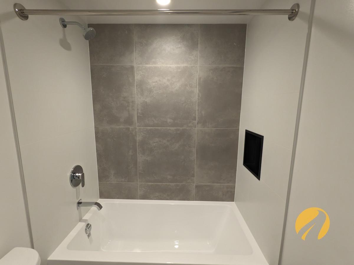 510 13745 George Junction, Surrey, British Columbia  V3T 4Y3 - Photo 8 - R3098784