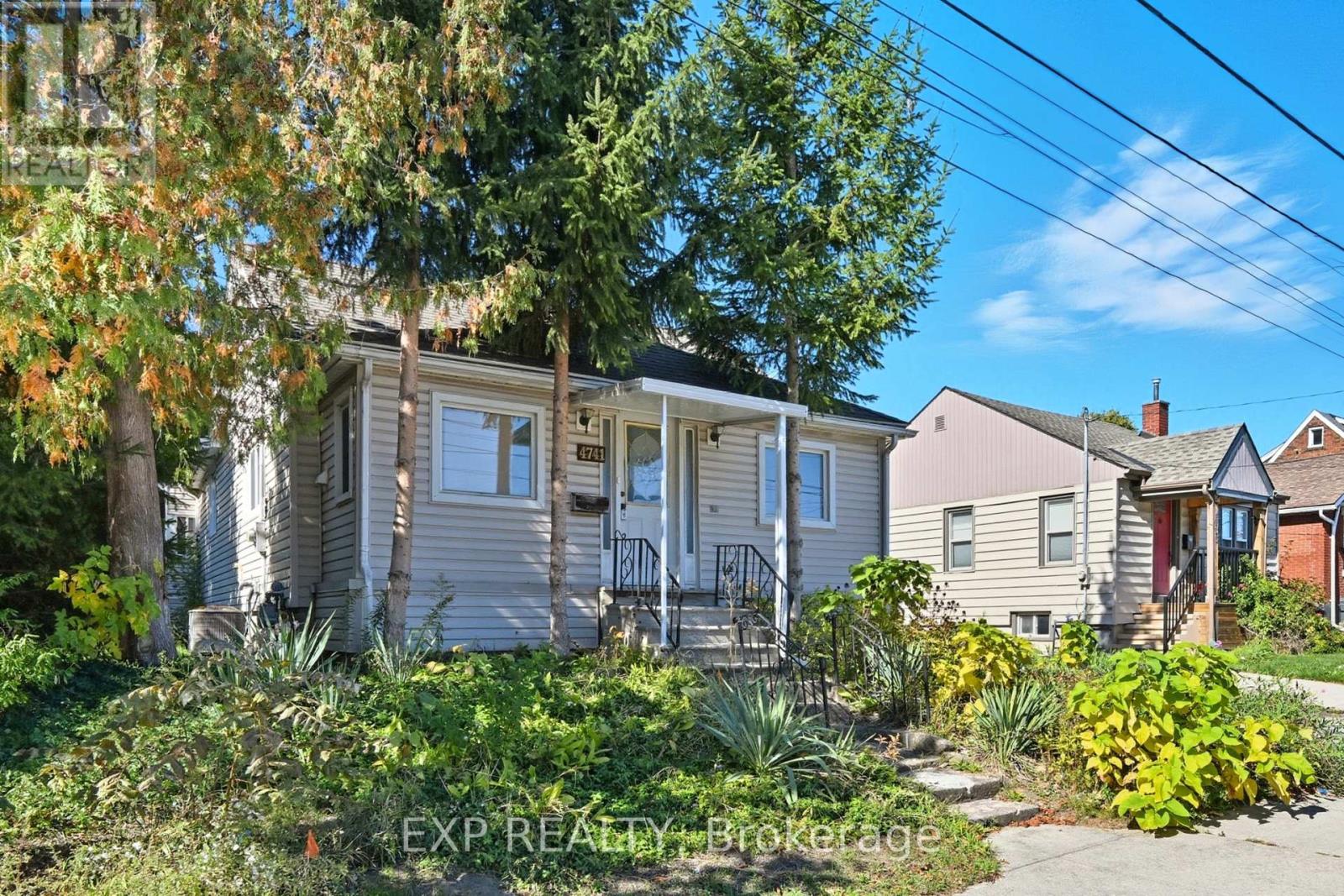 4741 First Avenue, Niagara Falls, Ontario  L2E 4G6 - Photo 3 - X12872180