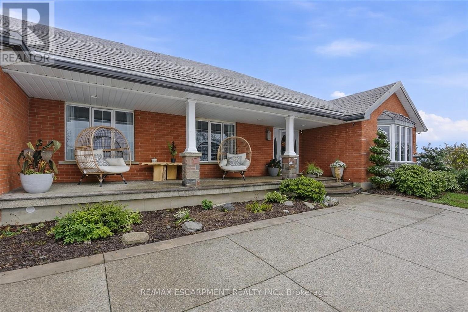 3810 River Road, Haldimand, Ontario  N3W 2K7 - Photo 3 - X12872230