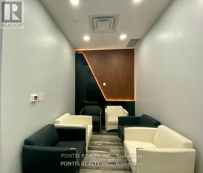 G212 #9 - 450 Hespeler Road, Cambridge, Ontario  N1R 0E3 - Photo 6 - X12872306