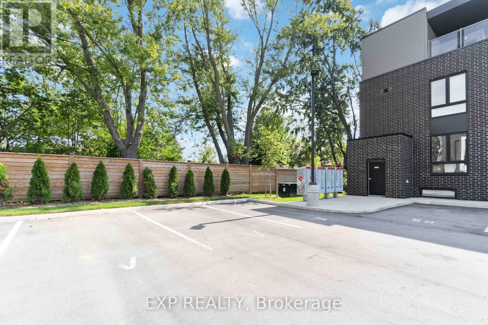 312 - 6065 Mcleod Road N, Niagara Falls, Ontario  L2G 0Z7 - Photo 45 - X12872308