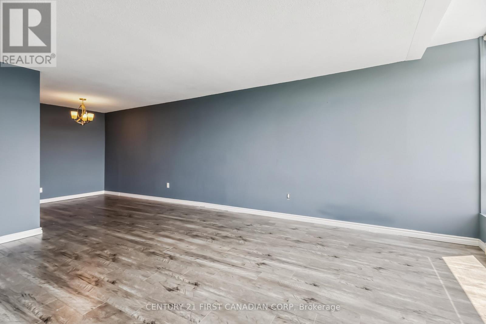 1215 - 45 Pond Mills Road, London South, Ontario  N5Z 4W5 - Photo 18 - X12847494