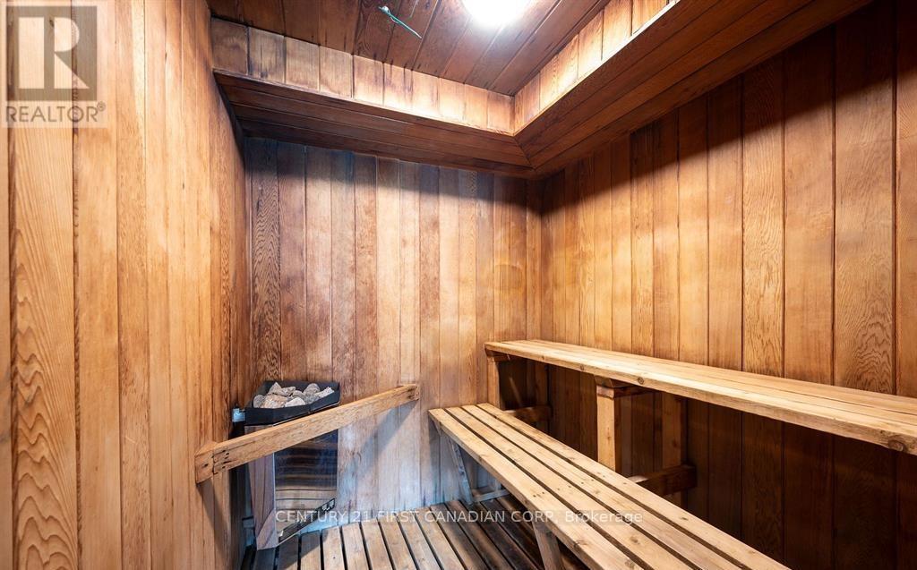 1215 - 45 Pond Mills Road, London South, Ontario  N5Z 4W5 - Photo 40 - X12847494