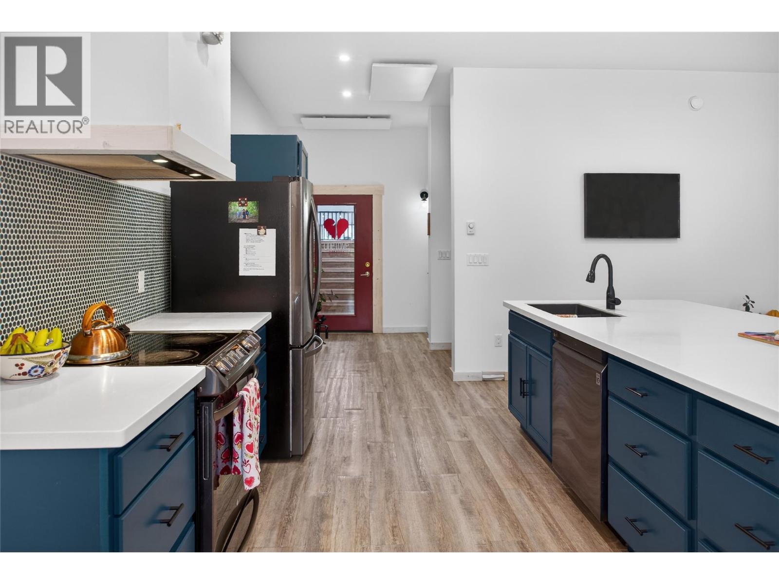 63 Deer Park Avenue, Kimberley, British Columbia  V1A 2J3 - Photo 4 - 10376819