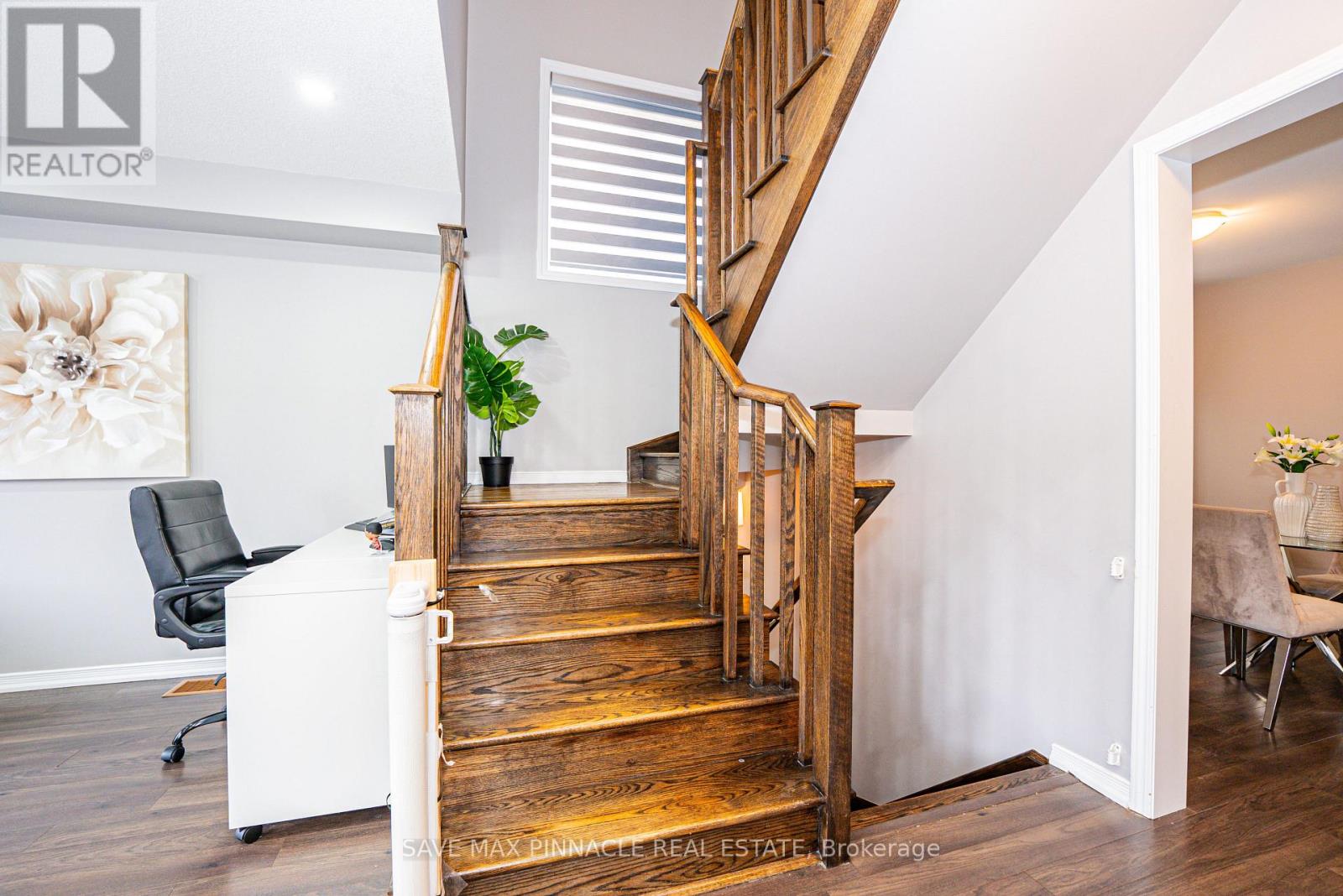 25 Golden Springs Drive, Brampton, Ontario  L7A 0C7 - Photo 23 - W12870838