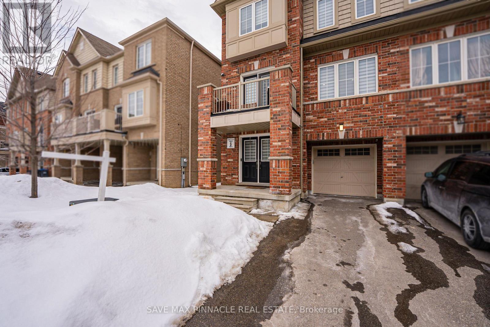 25 Golden Springs Drive, Brampton, Ontario  L7A 0C7 - Photo 5 - W12870838