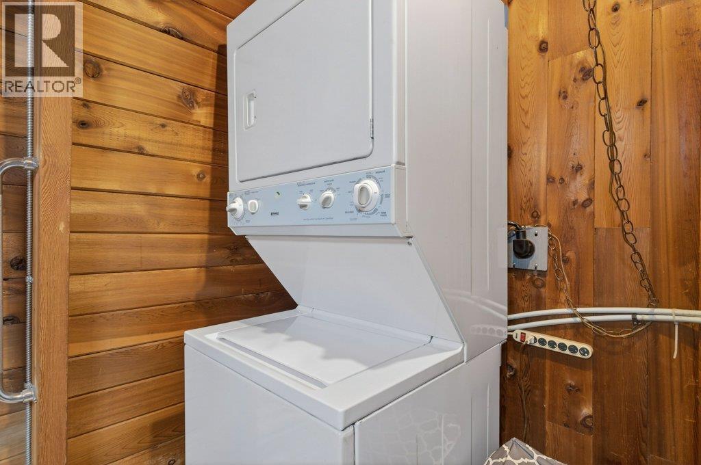 1398 Gillespie Road, Sorrento, British Columbia  V0E 2W0 - Photo 24 - 10377313