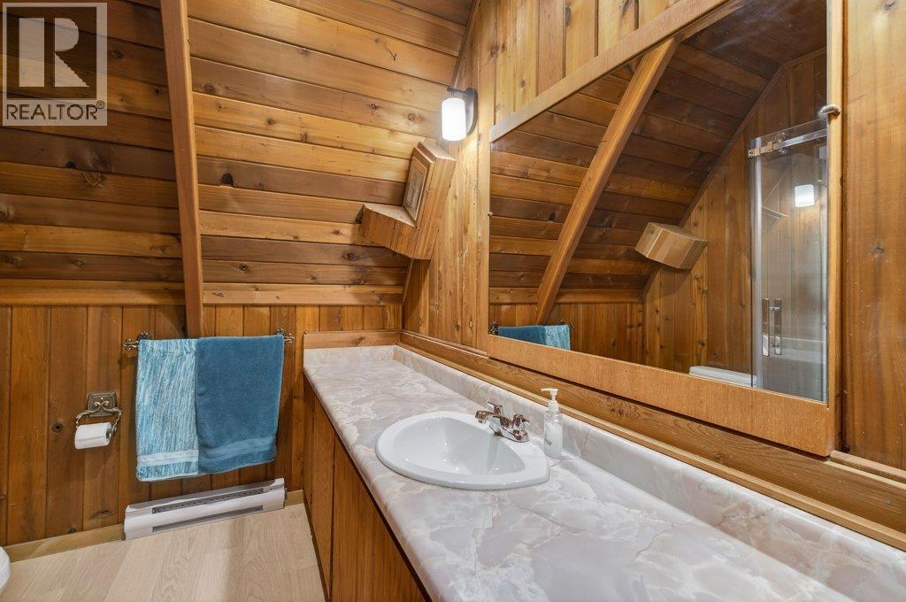 1398 Gillespie Road, Sorrento, British Columbia  V0E 2W0 - Photo 49 - 10377313